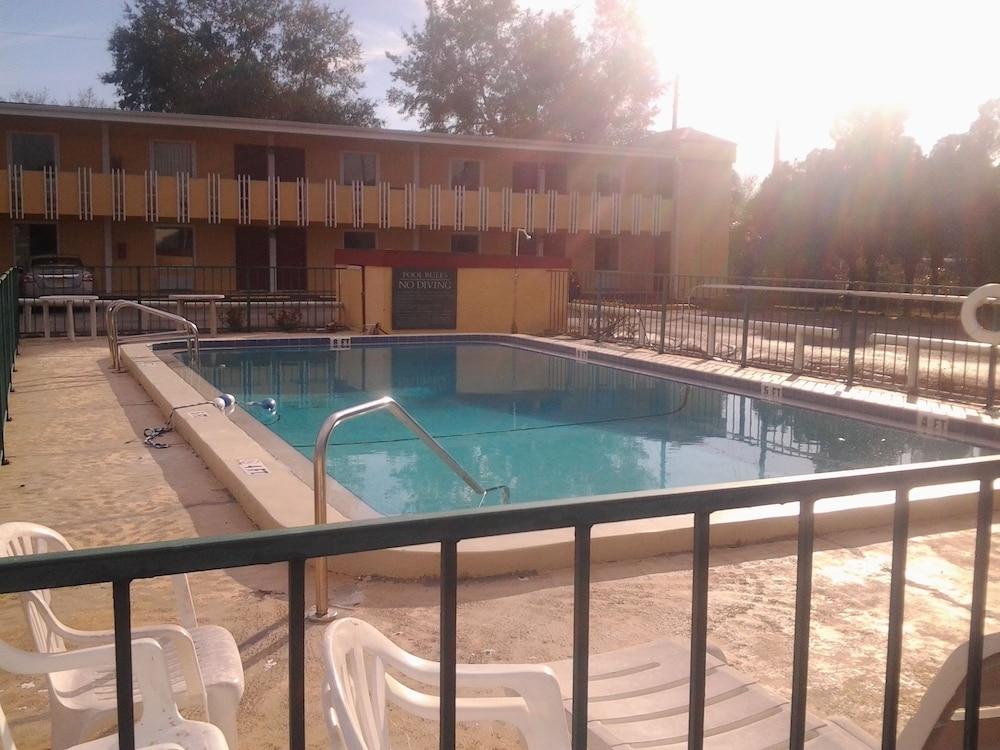 Budget Lodge Маунт Дора Екстериор снимка